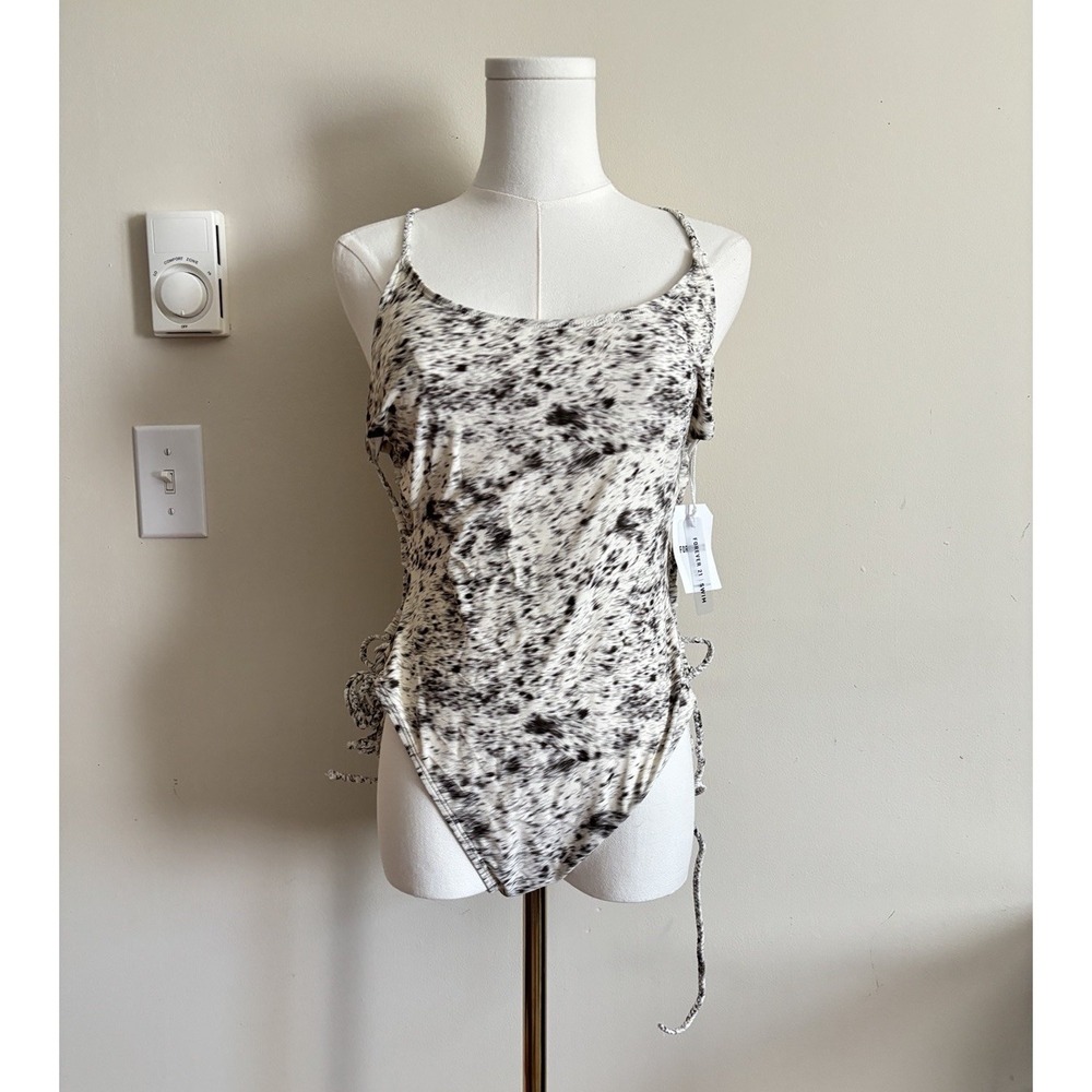 NWT Forvever 21 Bathing Suit Womens XL Cutout One Piece Beach Summer Vacation